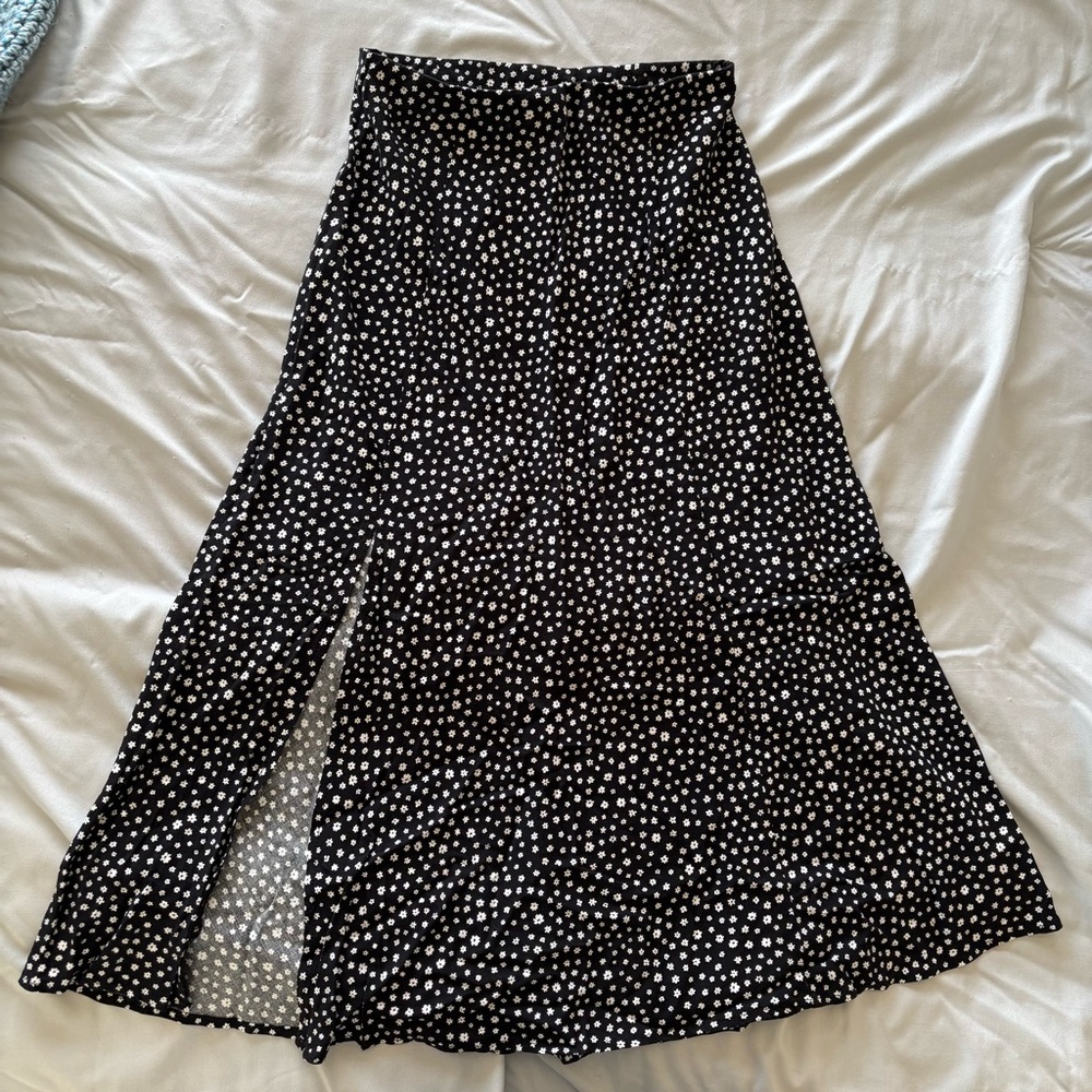 Charlotte Russe black floral Midi skirt